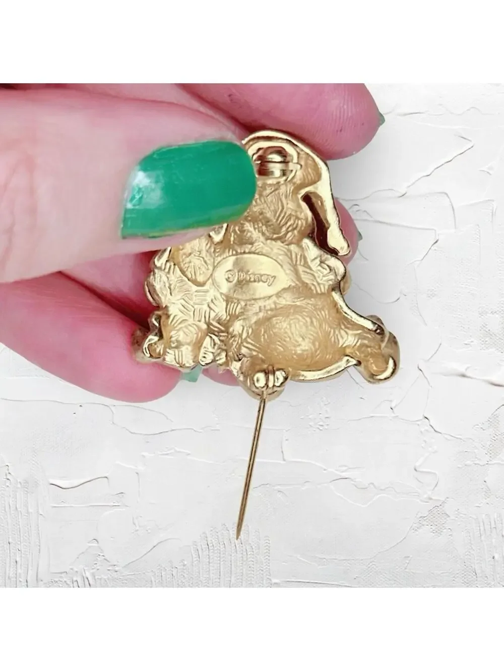 171. Disney Winnie the Pooh Brooch